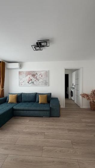 Apartament cu 2 camere semidecomandat, mobilat în Ultracentral