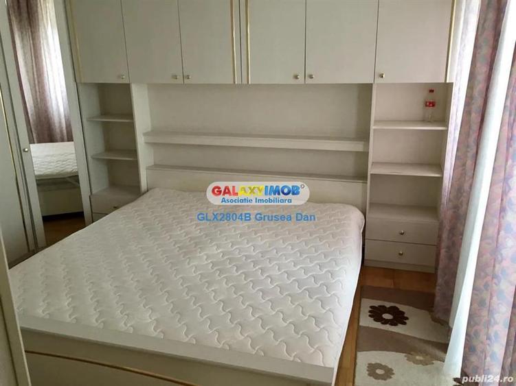 Apartament cu 4 camere decomandat, mobilat în Central