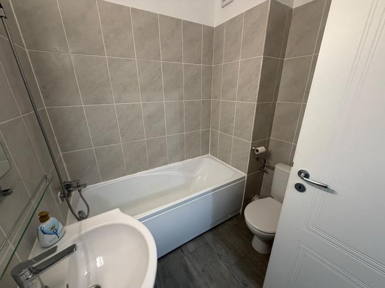 Apartament cu 2 camere decomandat în Lujerului