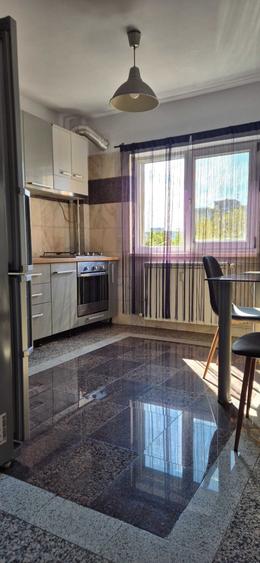 Proprietar-inchiriez 2 camere str.Drumul Taberei - 200 m parc Drumul Taberei & 100 m metrou - 2