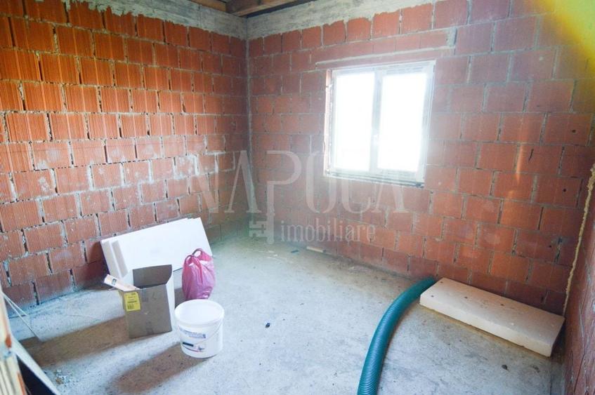 Casă individuală cu 3 camere cu Teren 490 Mp în Câmpenești
