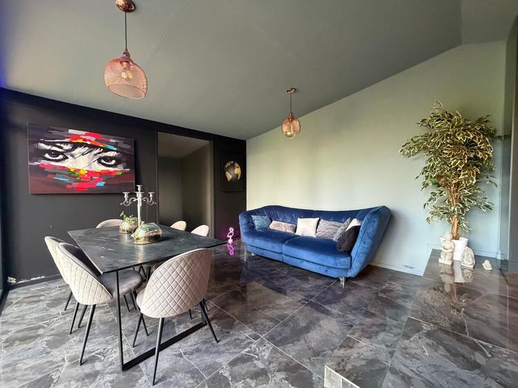 Apartament cu 2 camere decomandat, mobilat în Aradului