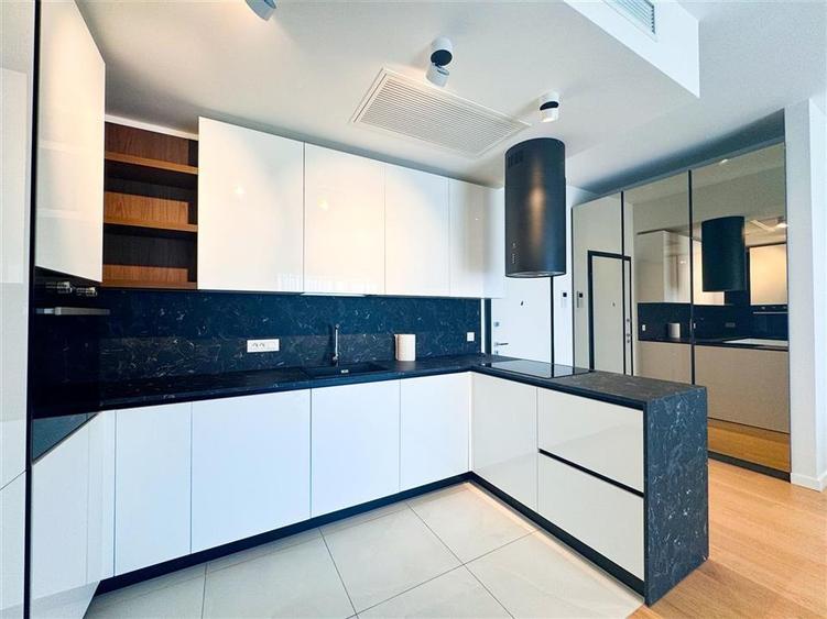 Apartament cu 3 camere decomandat, mobilat în Floreasca