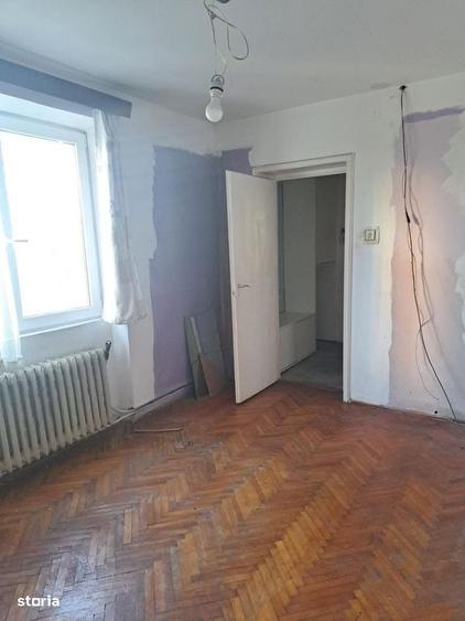 Apartament cu 2 camere semidecomandat în Solidarității