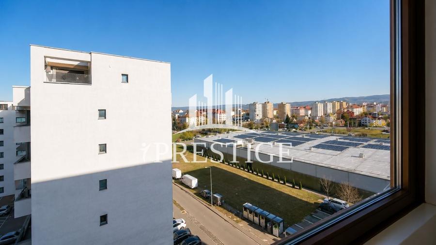 Apartament cu 2 camere semidecomandat, mobilat în Mihai Viteazul