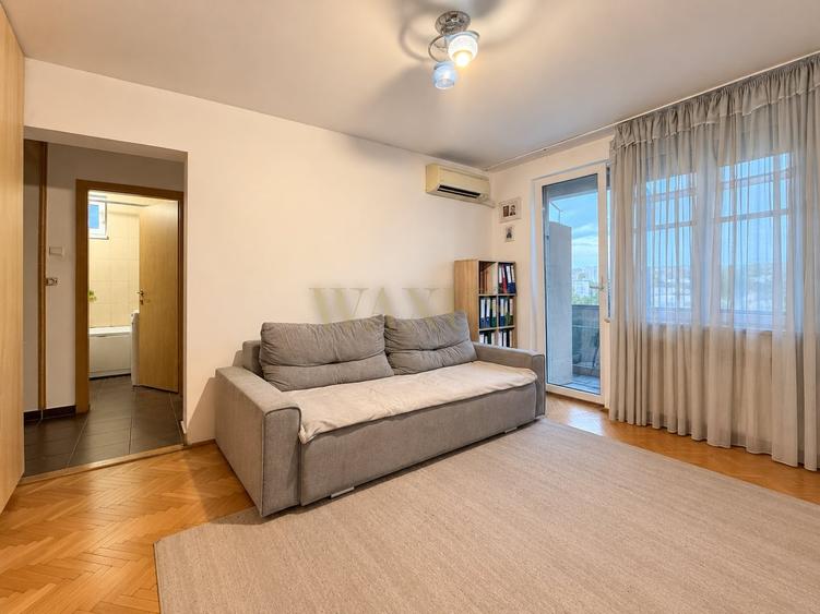 Apartament cu 3 camere semidecomandat, mobilat în Grigorescu