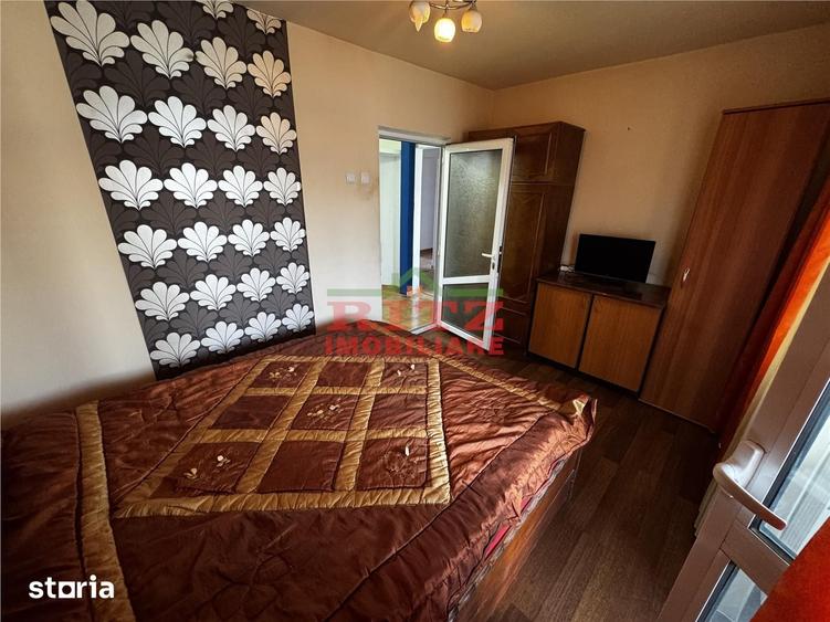 Apartament cu 3 camere decomandat în Tineretului
