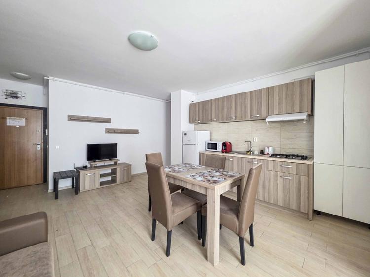 Apartament cu 2 camere semidecomandat în Mamaia-Sat