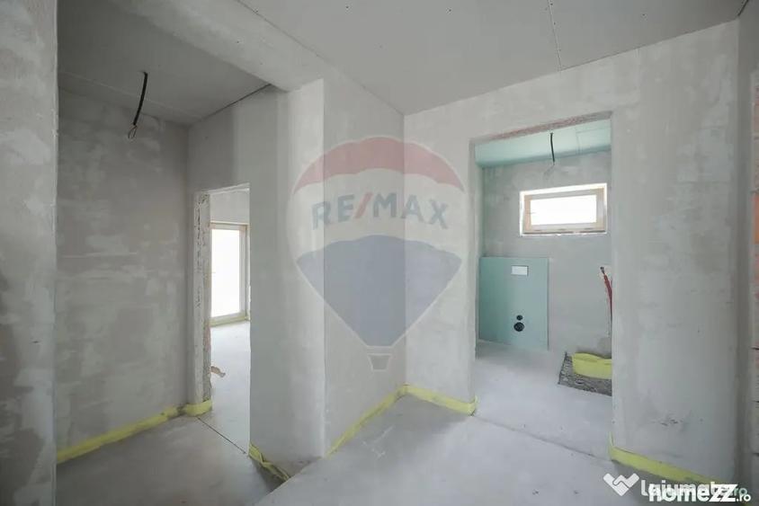 Casă cu 5 camere cu Teren 435 Mp în Săldăbagiu de Munte