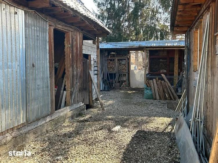 Casă cu 5 camere cu Teren 1000 Mp în Pângărați