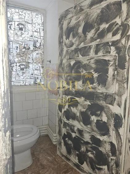 Spațiu comercial, de 100 mp, în Central
