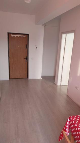 Garsonieră decomandată în Lotrioara