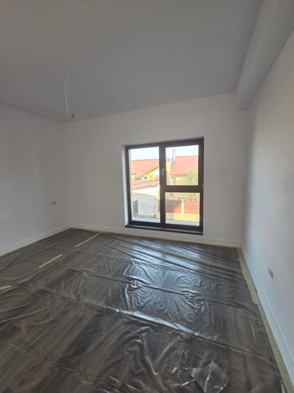 Casă individuală cu 5 camere cu Canalizare în Bragadiru