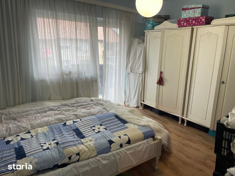 Apartament cu 3 camere decomandat în Carpați 2
