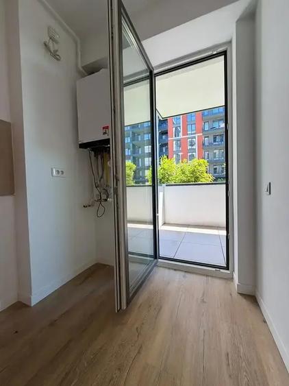 Apartament cu 3 camere decomandat în Theodor Pallady