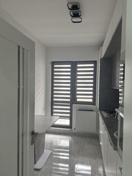Apartament 2 camere + 2 balcoane si loc de parcare subteran - 1