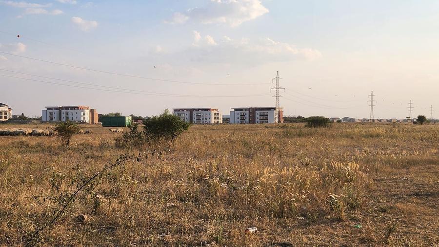 Teren agricol intravilan de 14400 mp, în Mehala