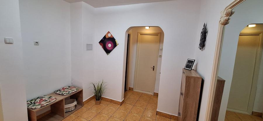 Apartament cu 2 camere decomandat în Călărași