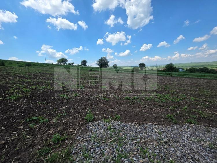 Teren Construcții intravilan de 2082 mp, în Sfântu Ilie