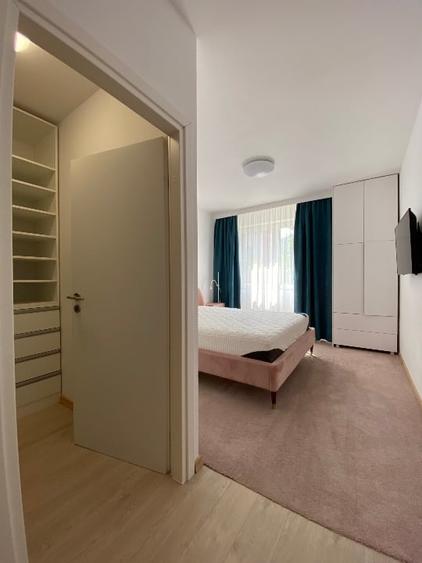 Apartament cu 4 camere decomandat, mobilat în Avantgarden