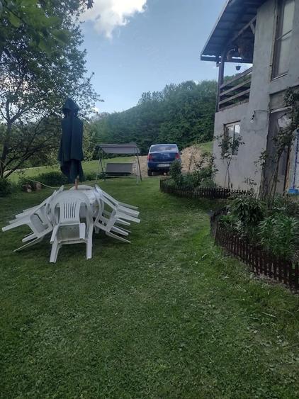 Casă cu Teren 11196 Mp în Central