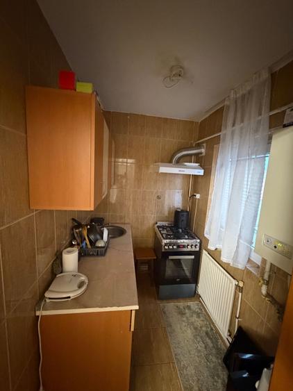 Garsonieră decomandată în Central