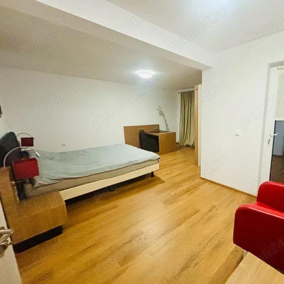 Casă cu Teren 360 Mp în Central