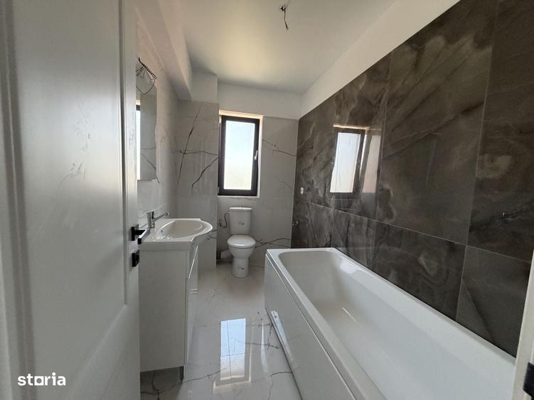 Apartament cu 2 camere decomandat în Rediu