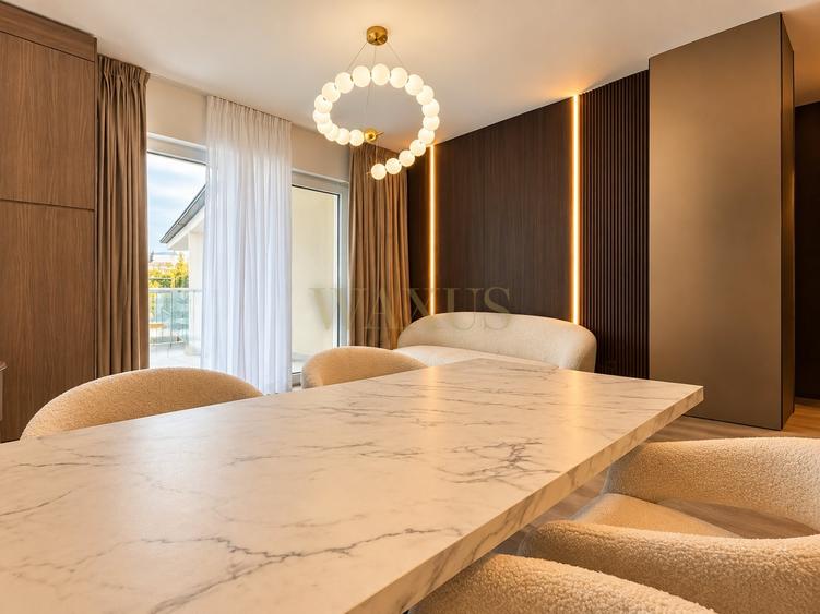 Apartament cu 2 camere semidecomandat, mobilat în Florești