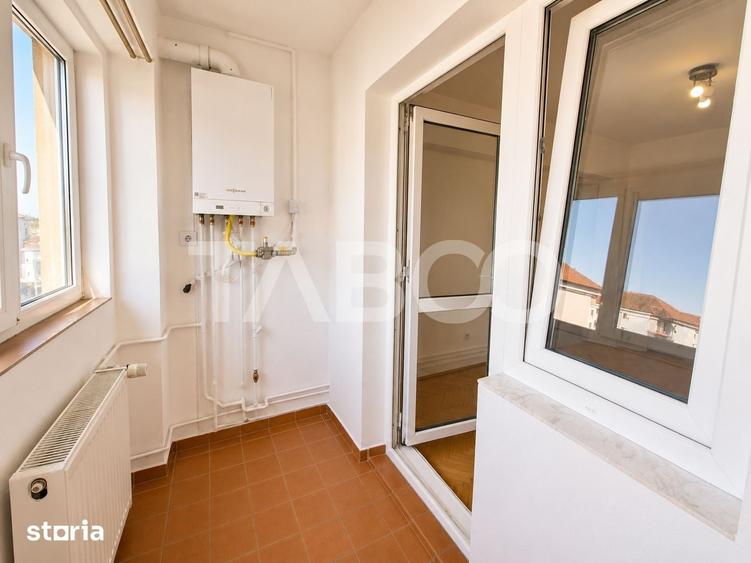 Apartament cu 2 camere decomandat în Ștrand