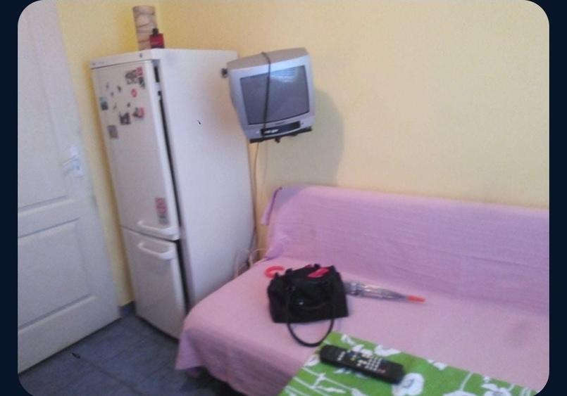 Apartament cu 2 camere decomandat în Moșnița Veche