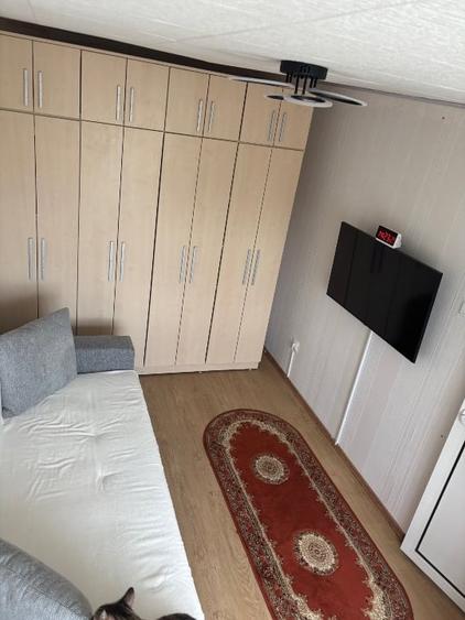 Apartament cu 2 camere semidecomandat, mobilat în Tomis Nord
