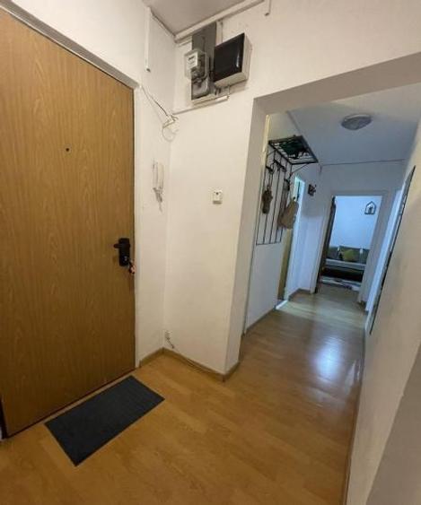 Apartament cu 2 camere decomandat, mobilat în P-ța Muncii