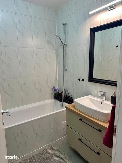 Apartament cu 3 camere în Dumbrăvița