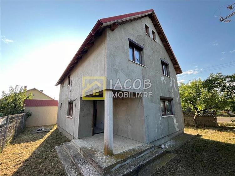 Casă individuală cu 4 camere cu Teren 259 Mp în Dumbrava (Berești-Bistrița)