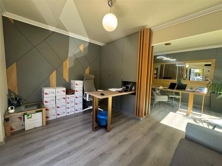 Spațiu comercial, de 23 mp, în Ultracentral