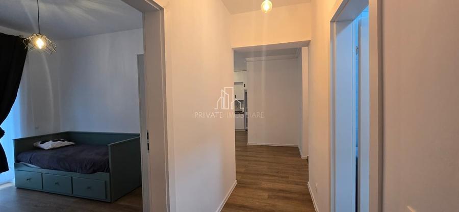 Apartament cu 3 camere decomandat în Est
