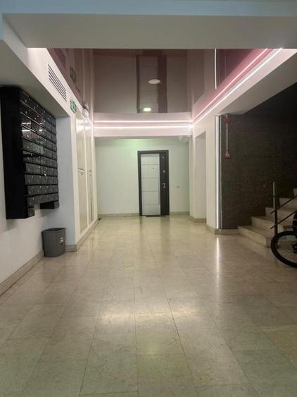 Apartament cu 3 camere în Panduri