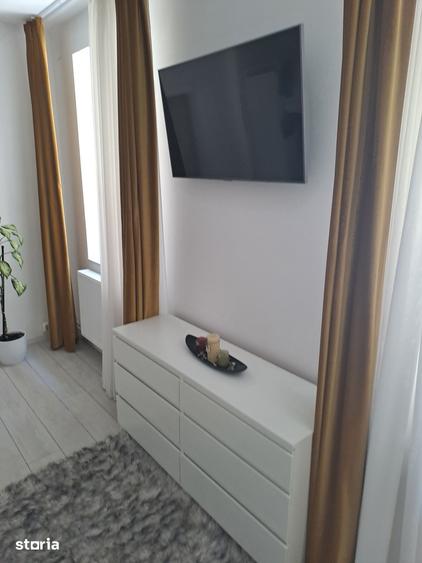 Apartament cu 2 camere semidecomandat în Centrul Istoric