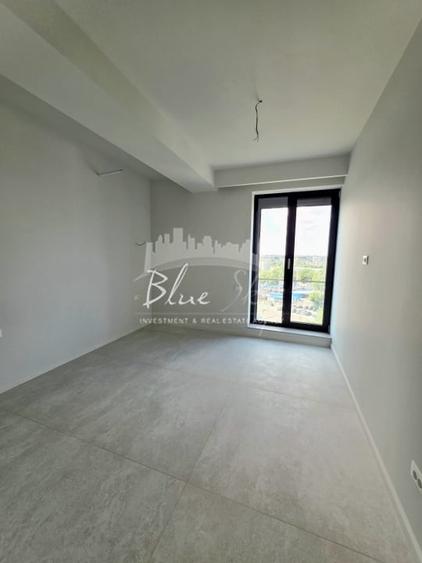 Apartament cu 3 camere decomandat în Faleza Nord