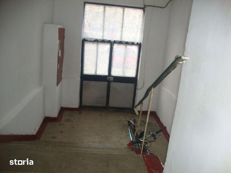 Apartament cu 2 camere decomandat în Balta Albă
