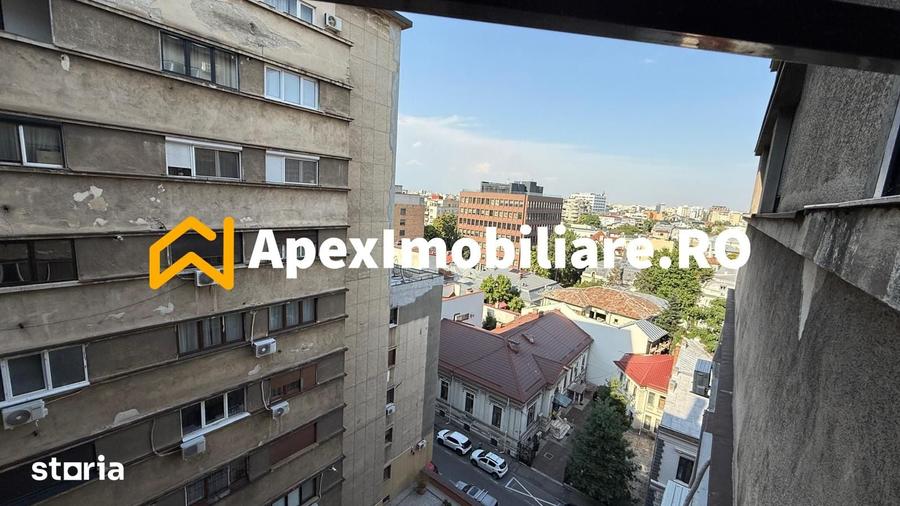 Apartament cu 3 camere semidecomandat în Cișmigiu