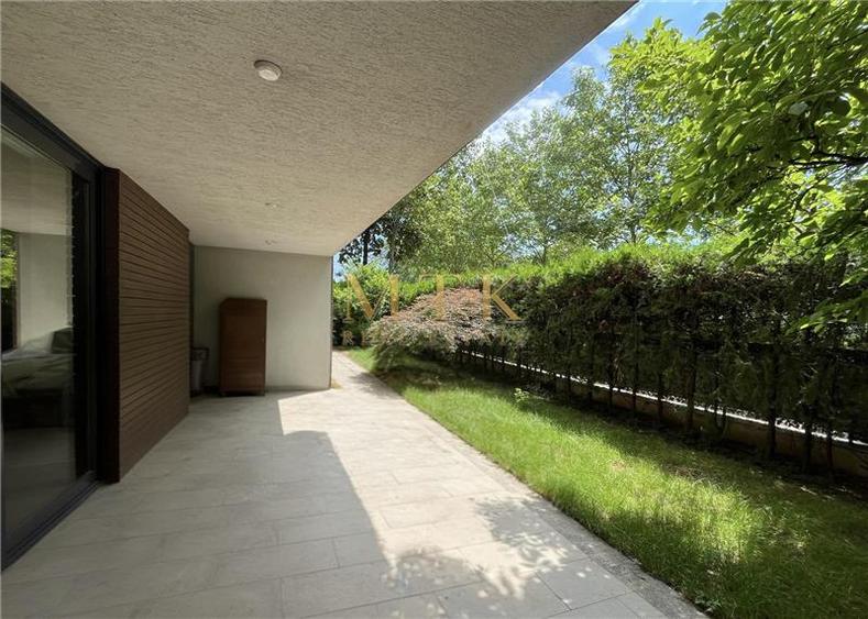 Apartament cu 3 camere decomandat, mobilat în Primăverii