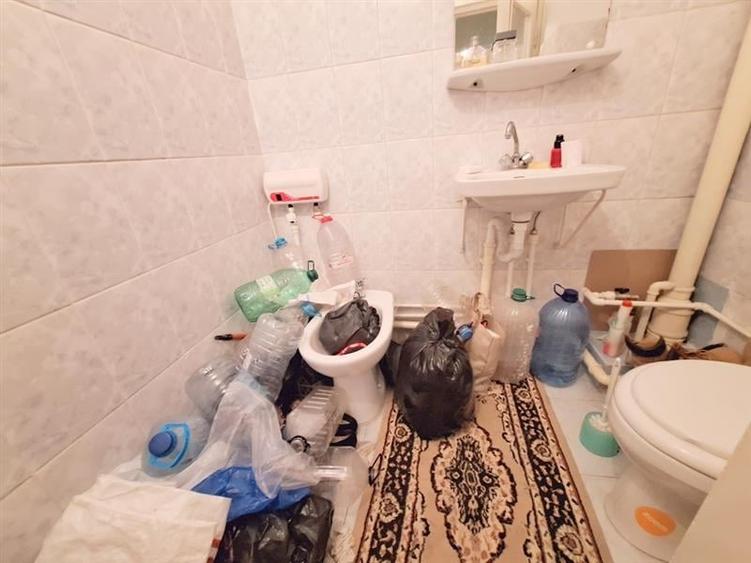 Apartament cu 4 camere decomandat în Narcisa