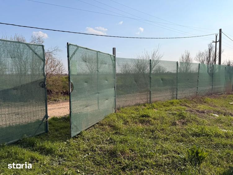 Teren de 2117 mp, în Clinceni