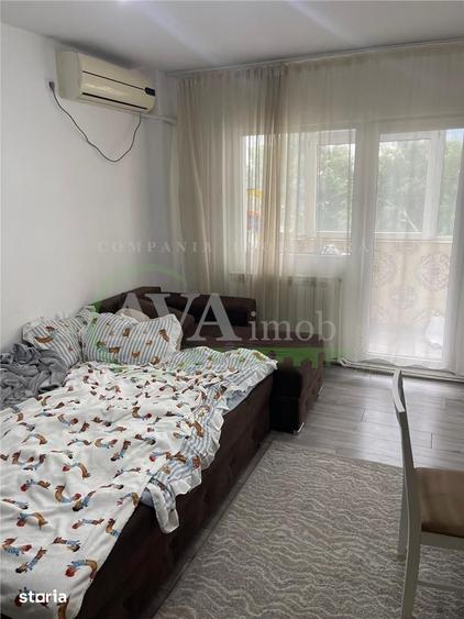 Apartament cu 2 camere decomandat în Energiei