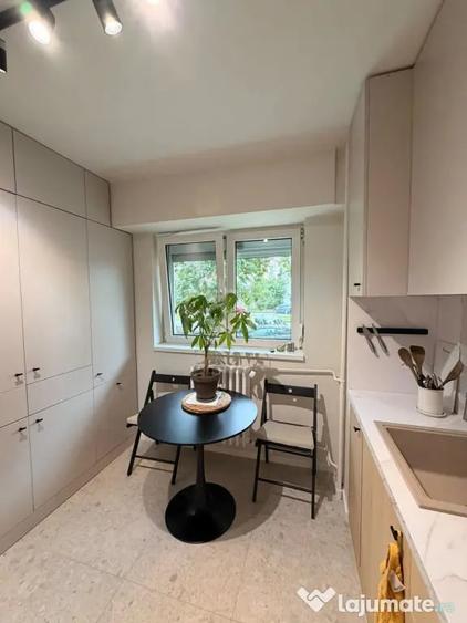 Apartament cu 2 camere decomandat în 13 Septembrie