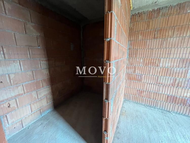 Duplex cu 4 camere cu Canalizare în Giroc