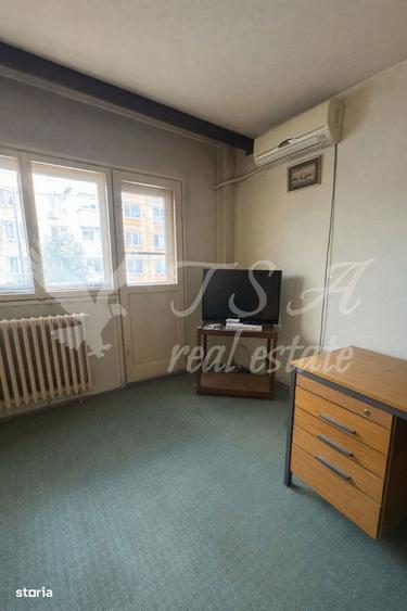 Apartament cu 3 camere decomandat în Rahova