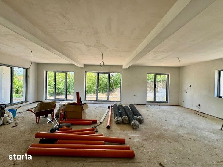 Casă cu 3 camere cu Teren 592 Mp în Aiton